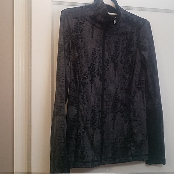 Thin black and grey jacket - Picture 1 of 3